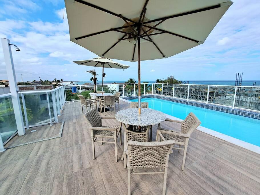 Luxo E Conforto A 50 M Piscinas Naturais *